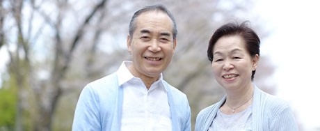 高齢夫婦の写真