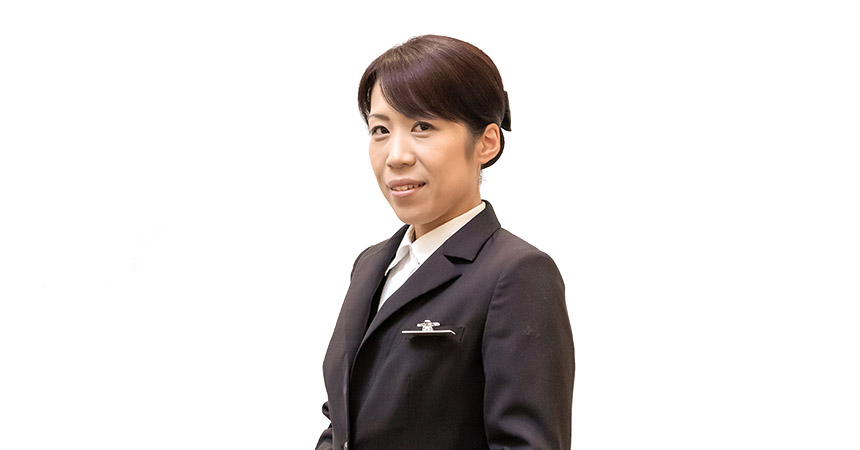 村山 友絵