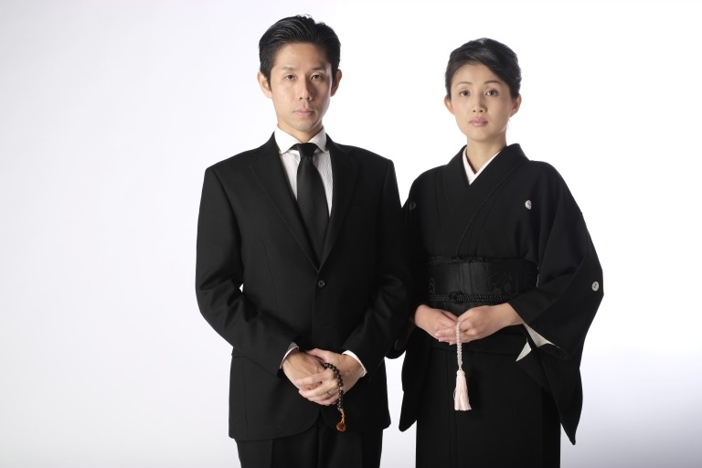 喪主 服装 マナー 2
